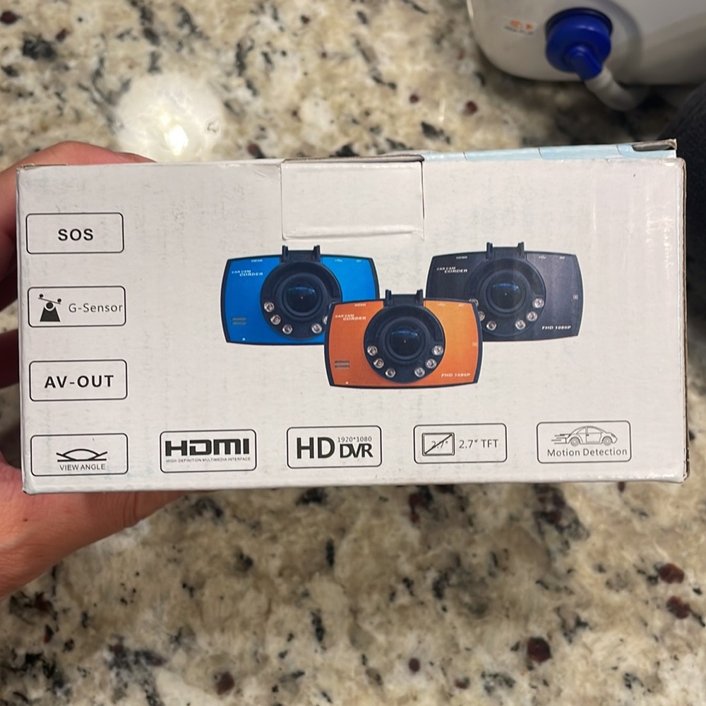 Dash cam - Picture 2 of 3